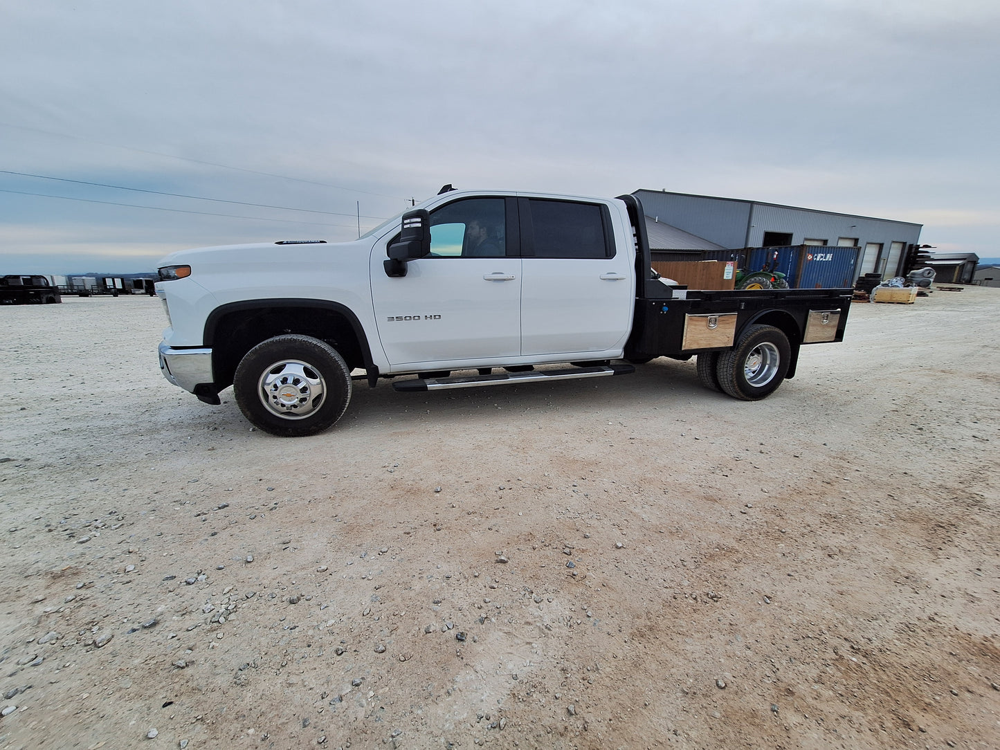 Crown Line Skirted Dually Bed 57" Cab to Axle SKD 57