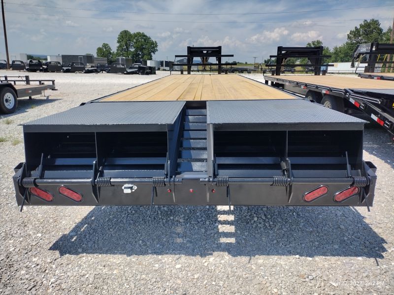 On Order 102x32 22.5K Gooseneck Deckover