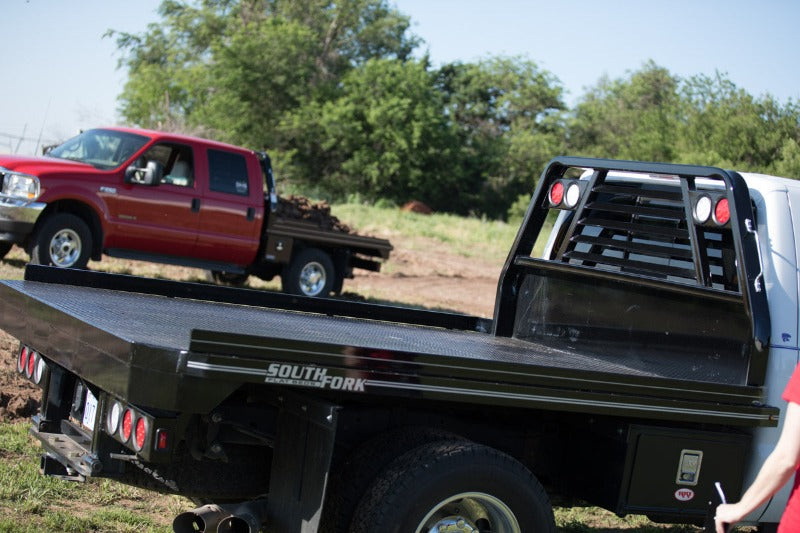 C5 MFG South Fork Dump Bed for C&C 60" CA