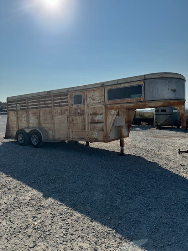 1999 6x18 10K Gooseneck 4 Horse Slant #BOO60