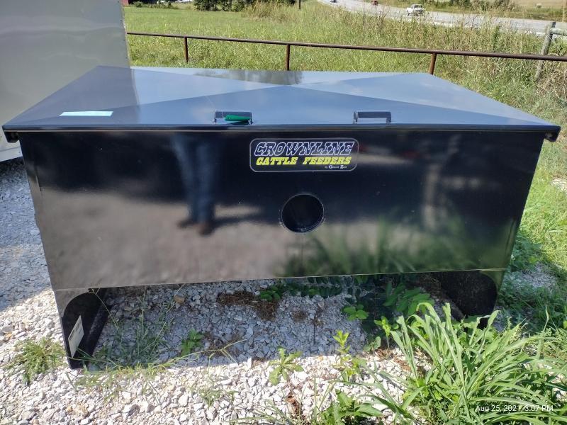 Crown Line Cattle Feeder Short Bed Auto S22A