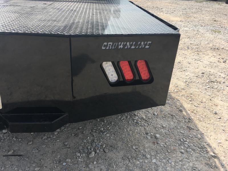 Crown Line Skirted '17 to Present Ford, Dodge Dually SKD 58
