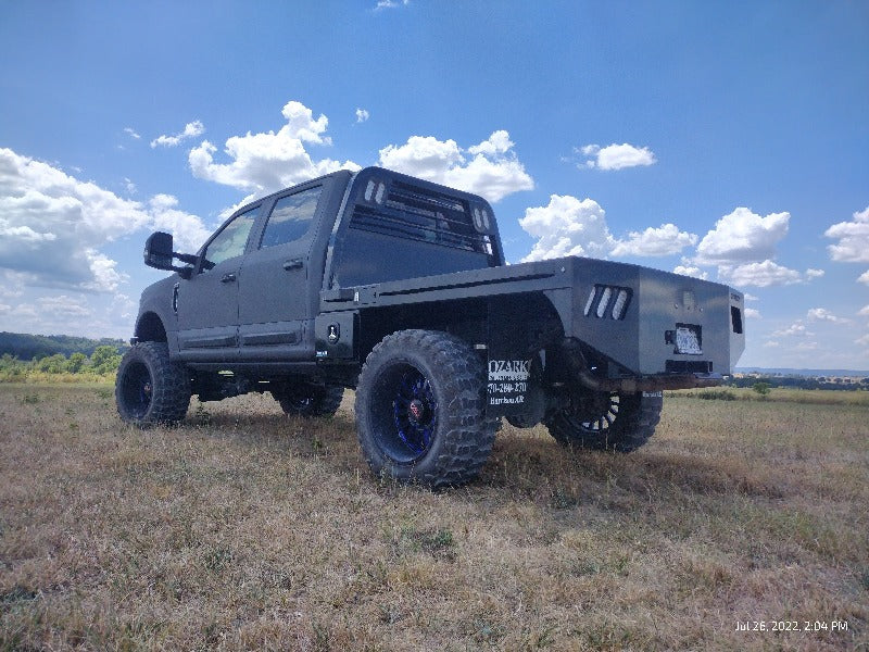 Crown Line Rub Rail Single Wheel Short Bed RRS 84