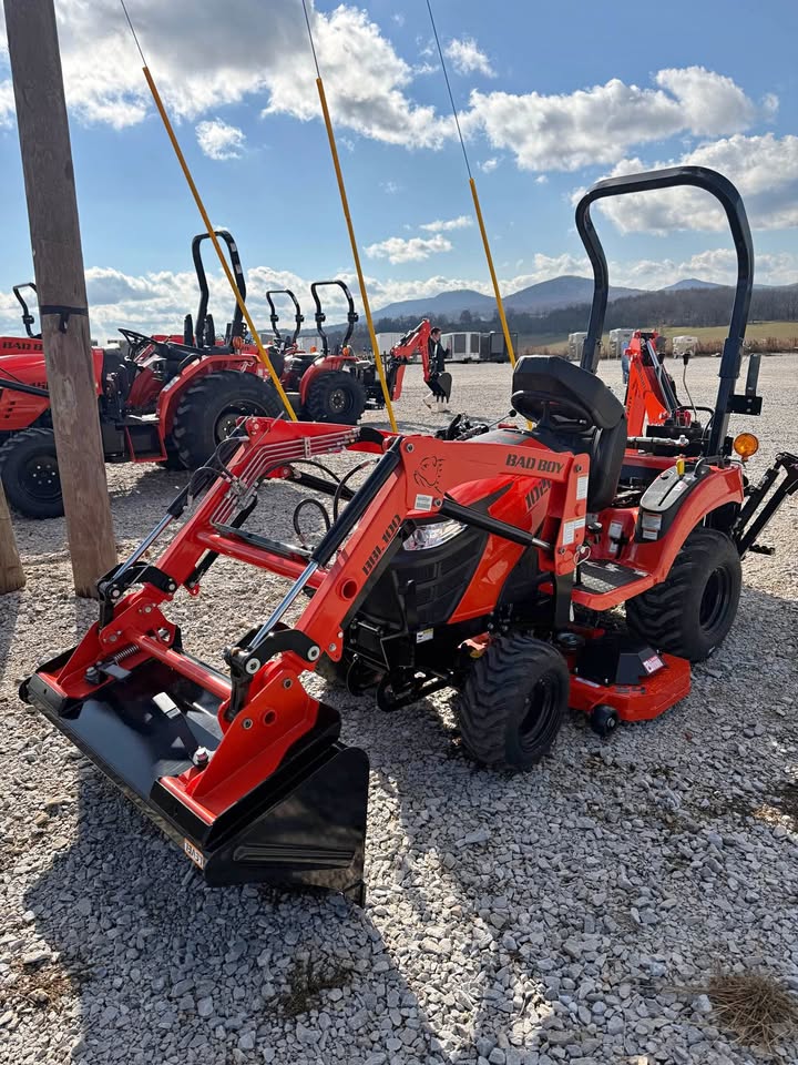1022H Bad Boy Tractor