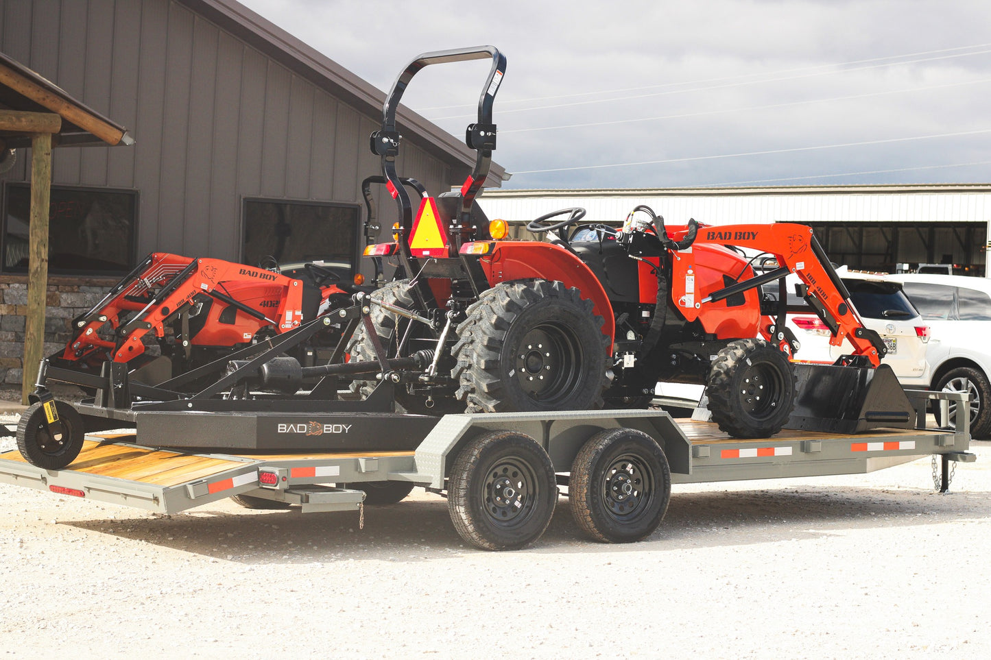 BAD BOY 4025 TRACTOR PACKAGE